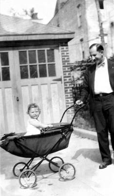 Isaac Jacob Zemon with son Richard, 21 June 1929