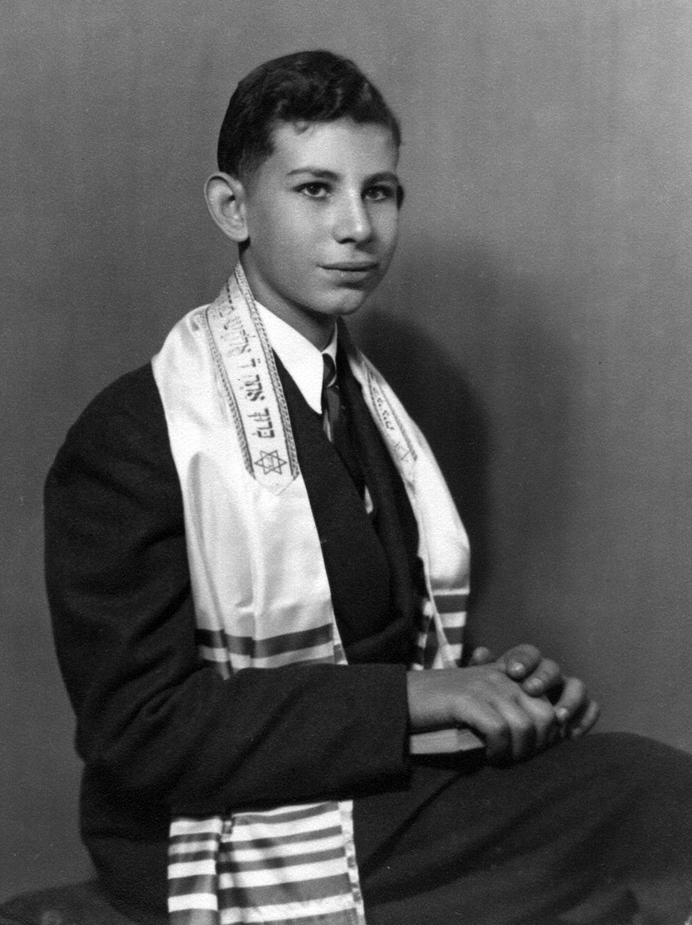 Richard Zemon, bar mitzvah, New York, 1941